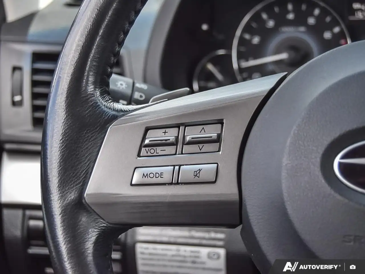 Subaru Legacy снимка Subaru Legacy