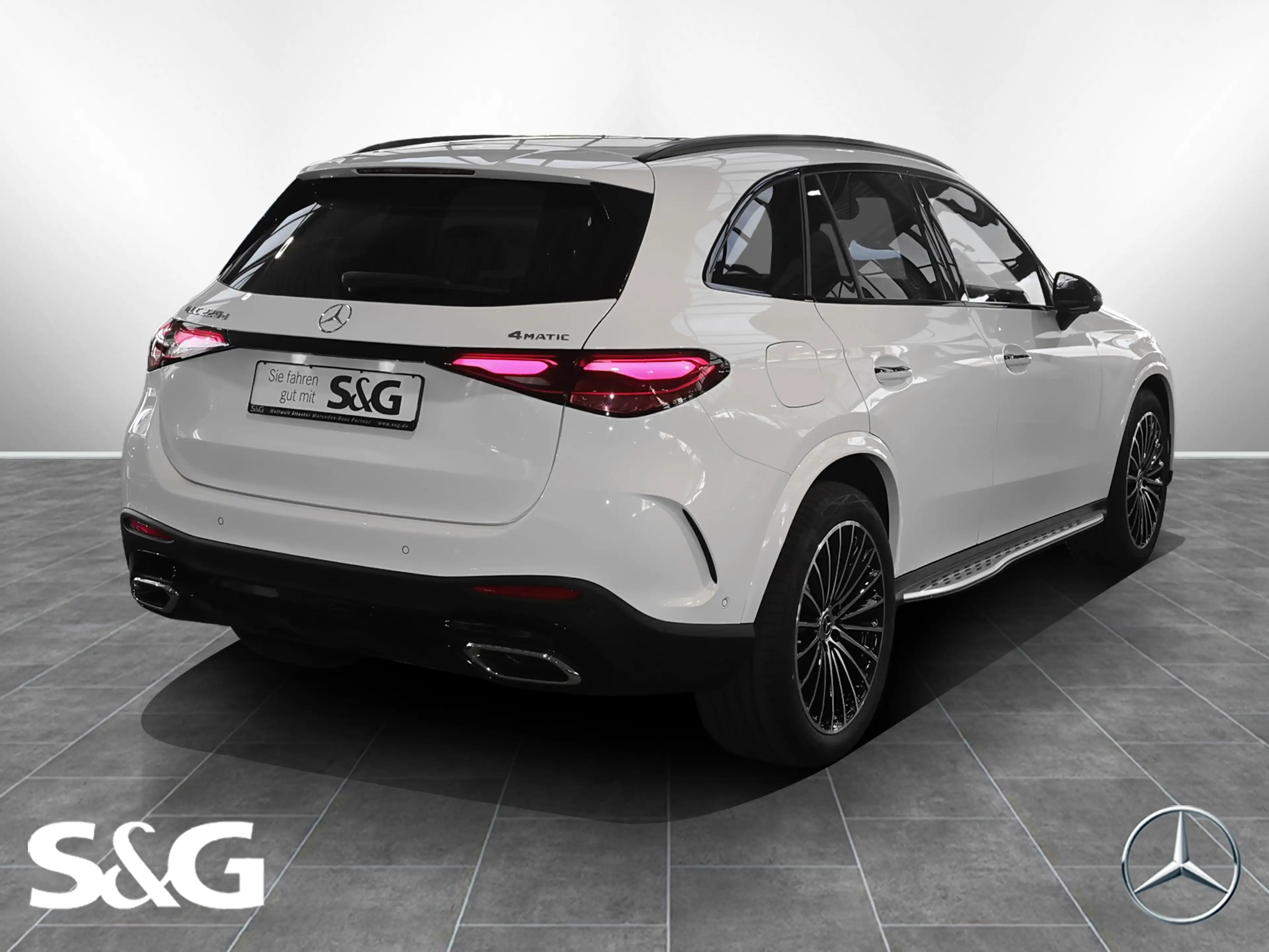 Mercedes-Benz GLC 220 d 4M AMG MBUX+DIG-LED+360°+AHK+Pano+20 — photo 2