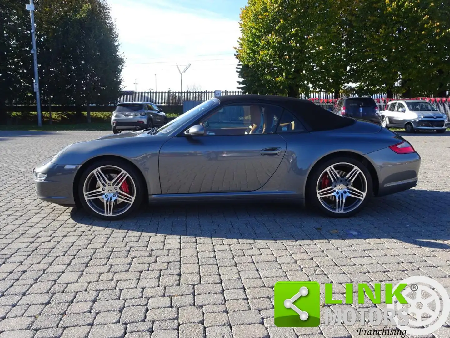 Porsche 911 997 Carrera 4S Cabrio 111 controlli - 35 mila KM Grigio - 2