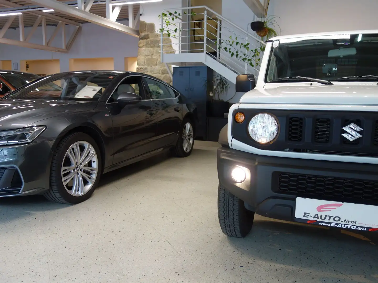 Suzuki Jimny 1,5 Allgrip *UNTERSETZUNG *AHK *ASSISTENZ Weiß - 2