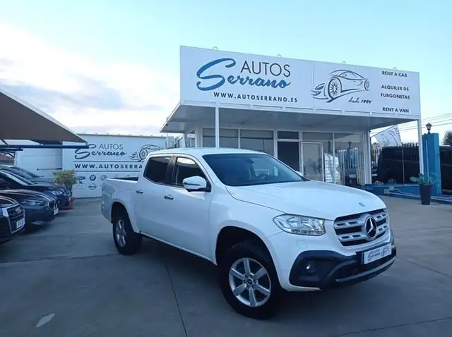 Mercedes-Benz X 220 220d Pure 4Matic