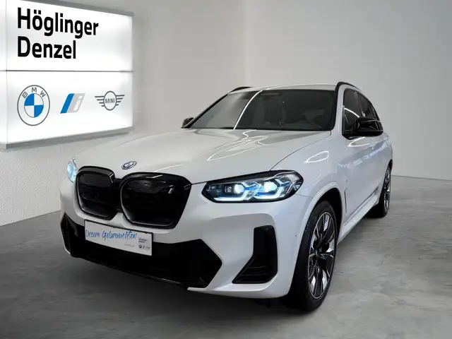 BMW iX3 M