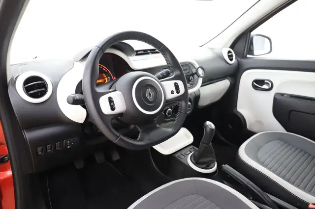 Renault Twingo view 13