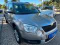 Skoda Yeti Active Plus *2.HD*Aut*Klima*SHZ*PDC*TÜV NEU Beige - thumbnail 2