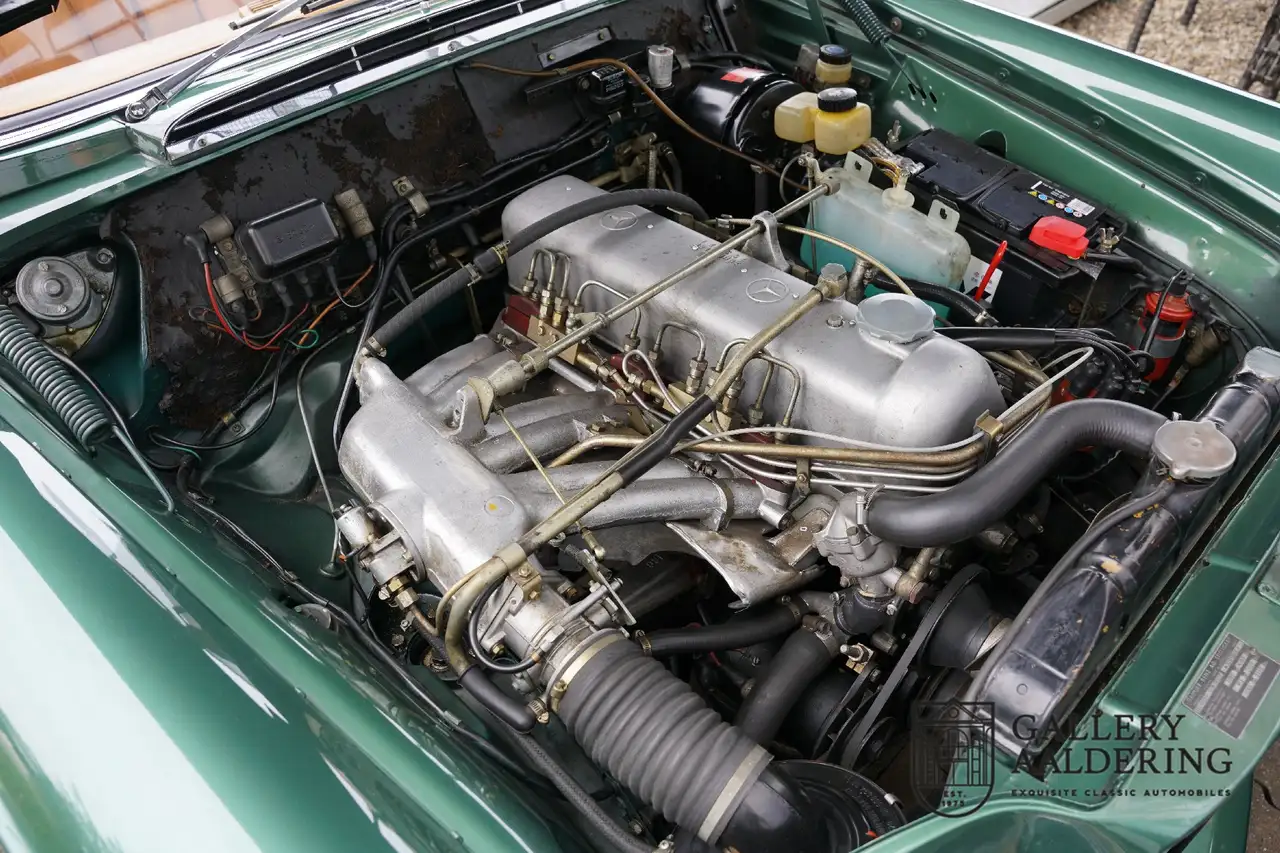 Mercedes-Benz 220 SE W111 Highly original and fastidiously well-pres, foto 10