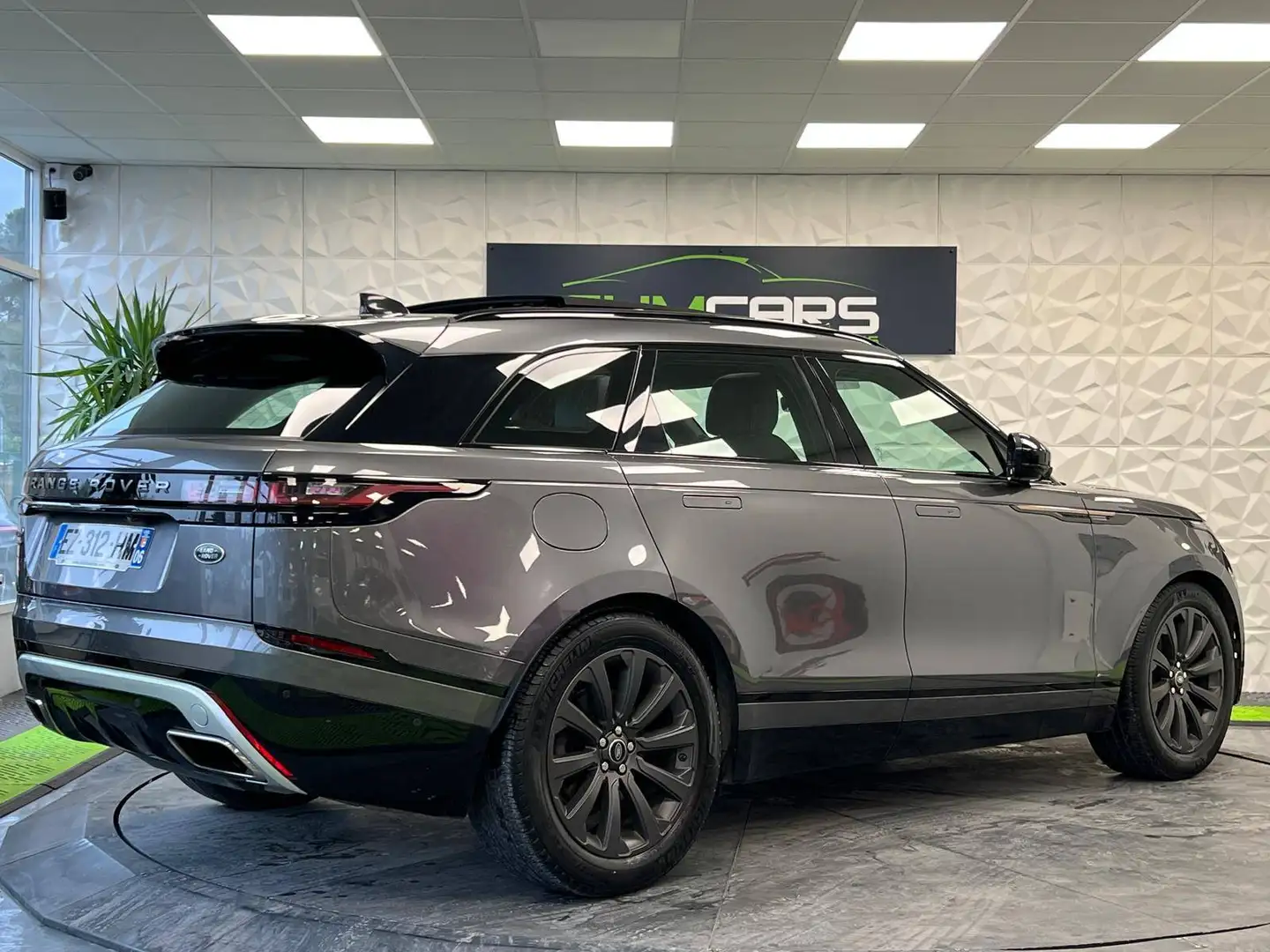 Land Rover Range Rover Velar 3.0D V6 300ch R-Dynamic SE AWD BVA Grau - 2
