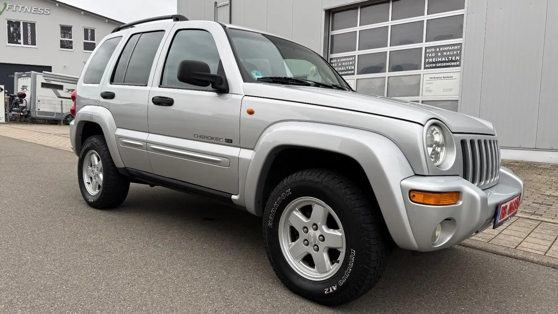 Jeep Cherokee 3.7 4X4 V6 AUTOMATIK TÜV,LEDER,AHK,SHZ Grau - 2