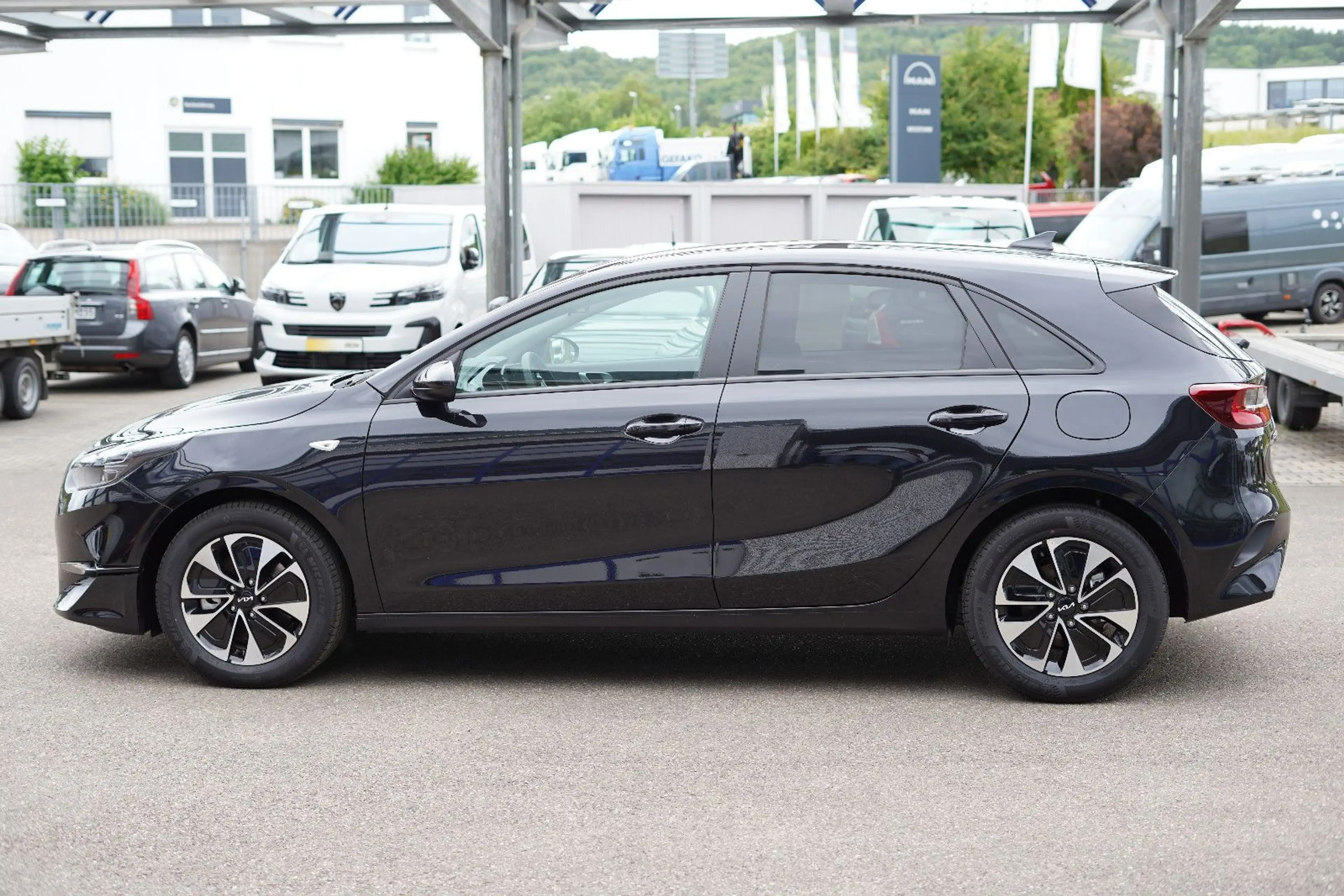 Kia Ceed / cee'd CEED 140 PS AUTOMATIK SHZ KAMERA NAVI PRIVACY — photo 3
