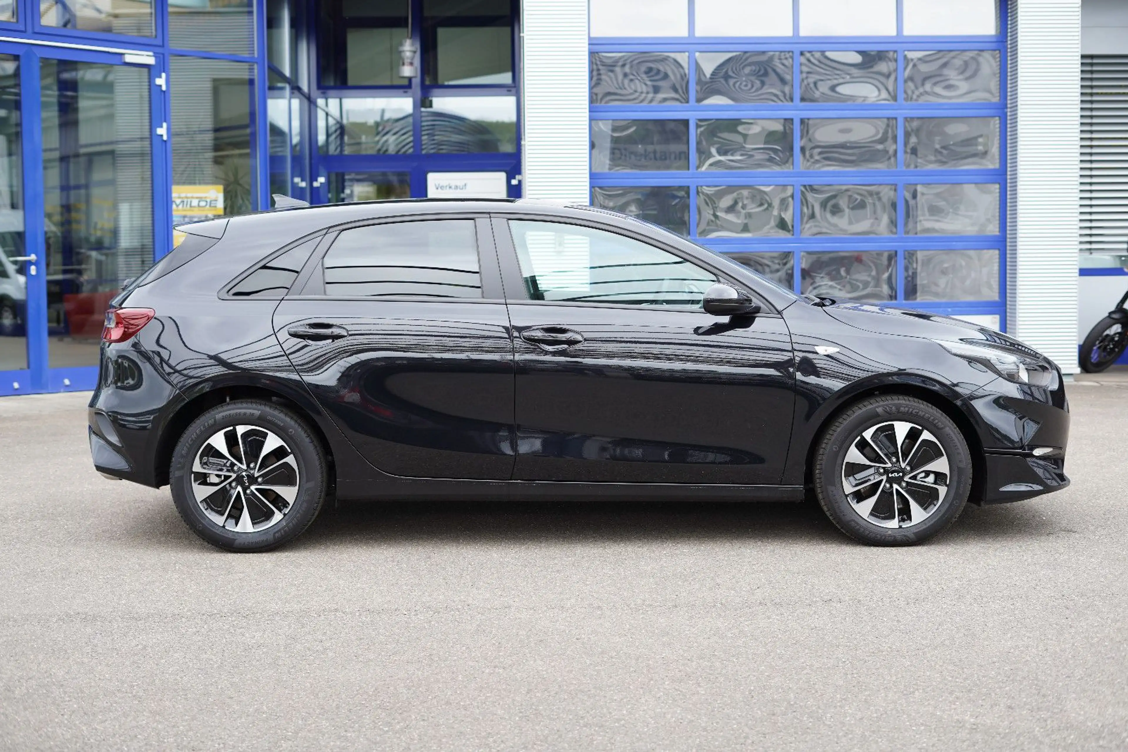 Kia Ceed / cee'd CEED 140 PS AUTOMATIK SHZ KAMERA NAVI PRIVACY — photo 8