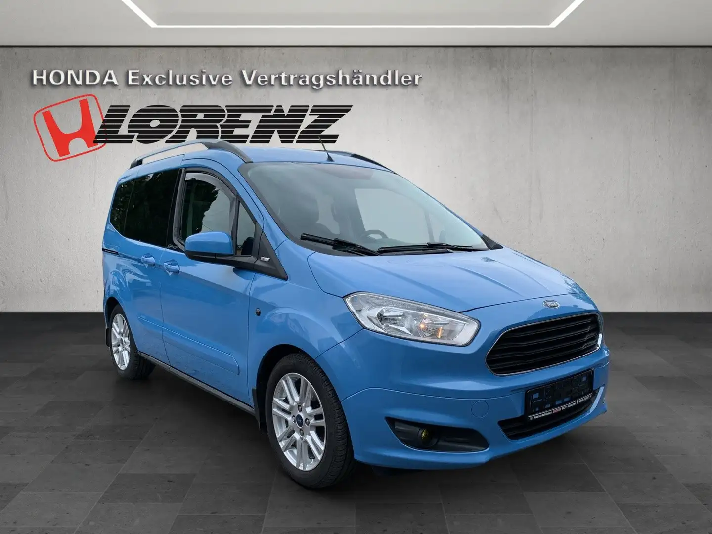 Ford Tourneo Courier Titanium Bleu - 1