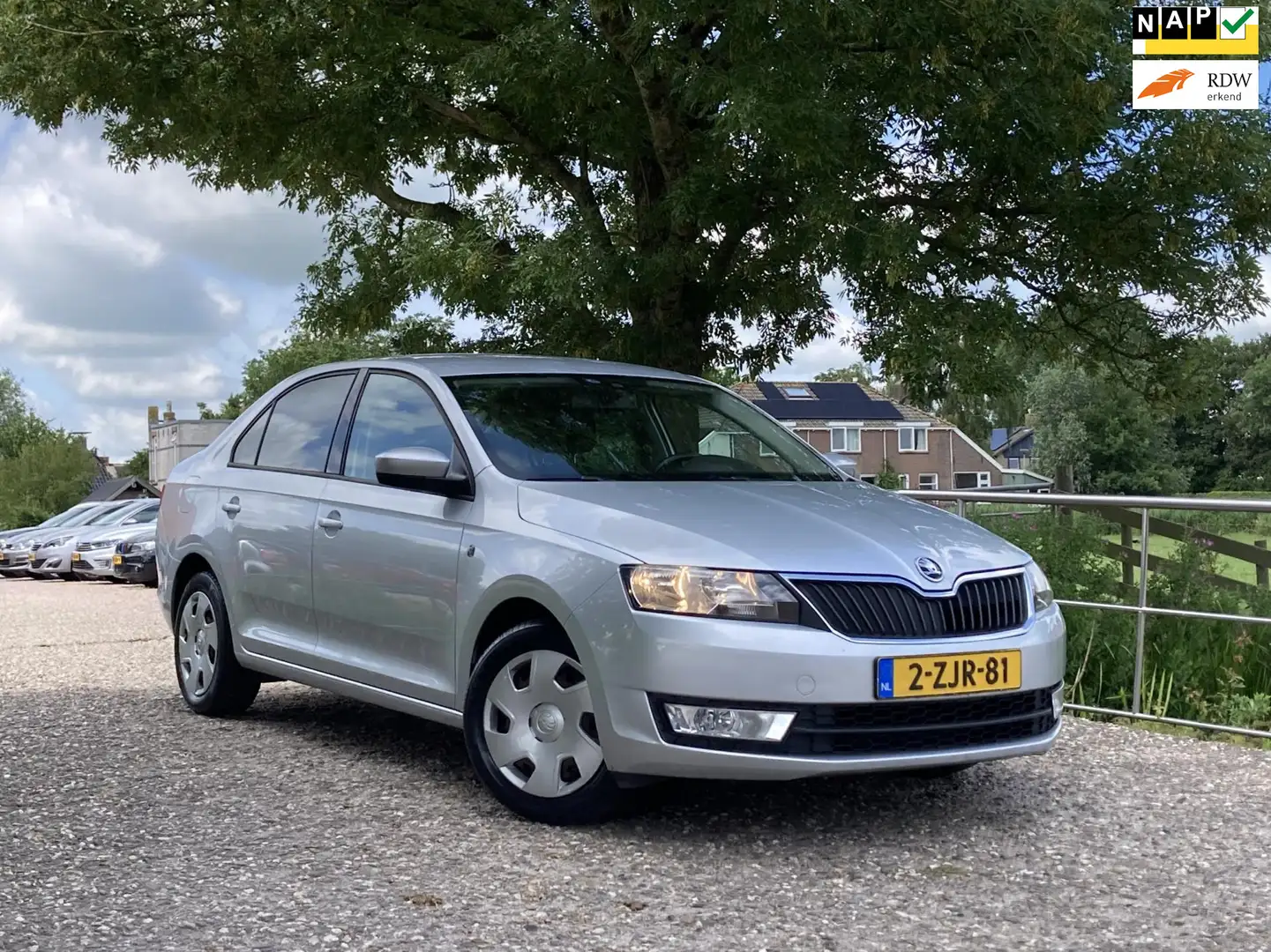 Skoda Rapid/Spaceback 1.2 TSI Greentech Ambition | Airco + Cruise nu €5. Šedá - 1