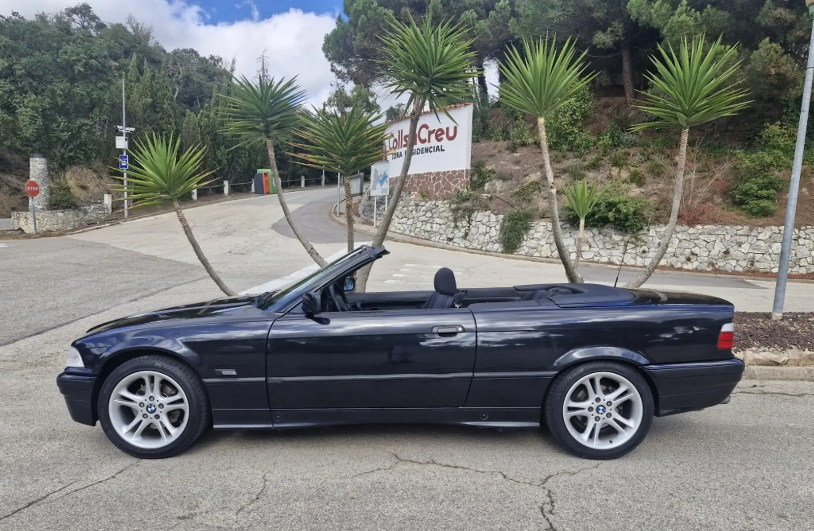 BMW 328 328i Cabriolet Schwarz - 2