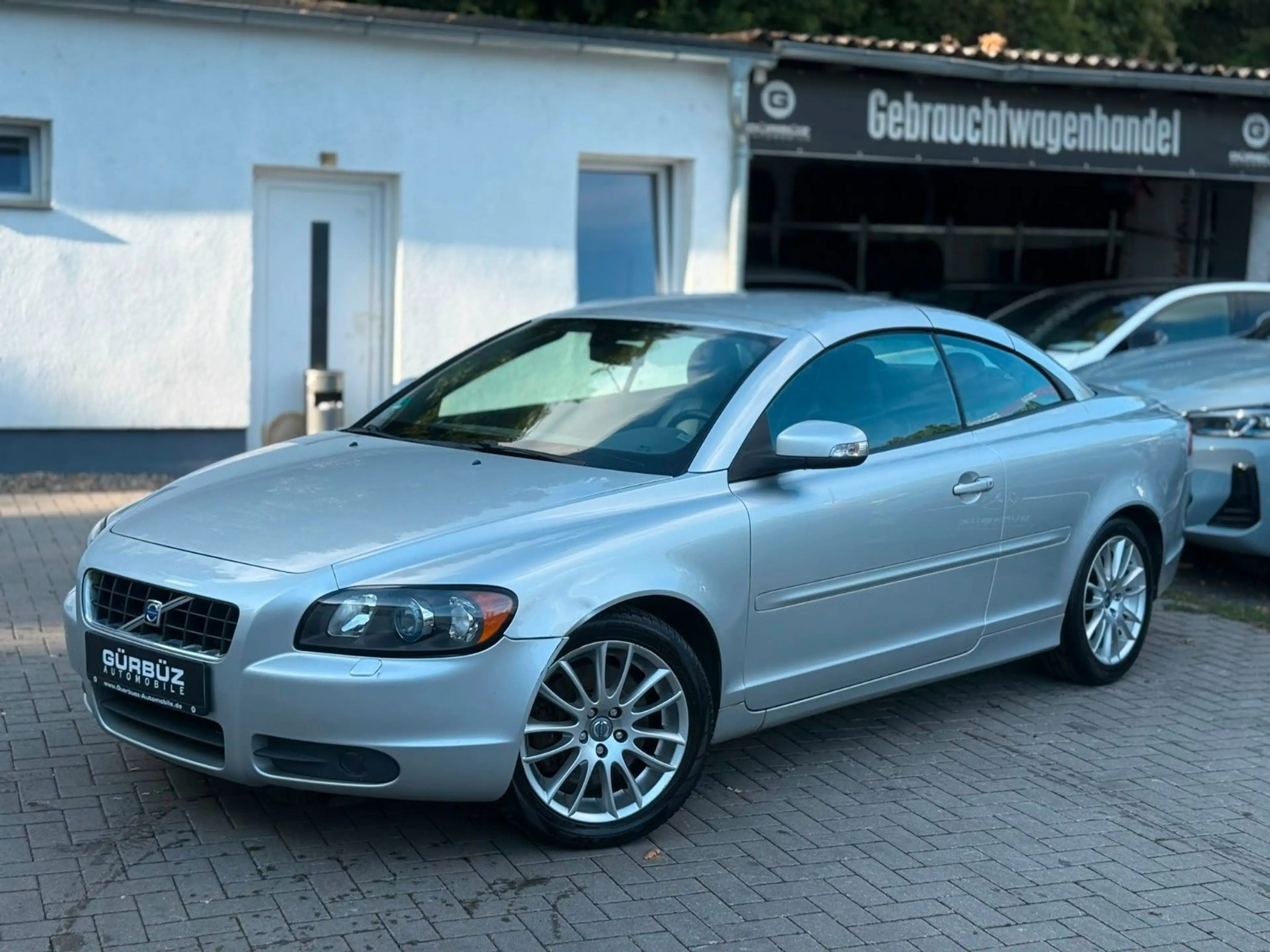 Volvo C70 Cabriolet 2.4 Momentum*Xenon*Leder — photo 3