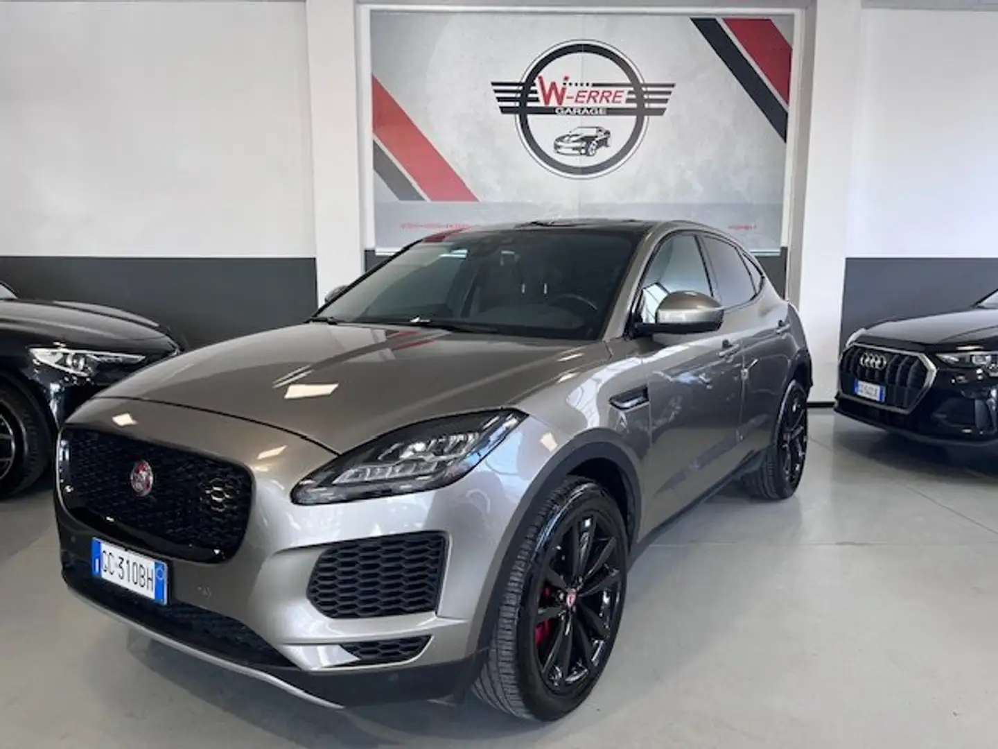 Jaguar E-Pace E-Pace 2.0d i4 R-Dynamic HSE awd 150cv auto my19 Gris - 1