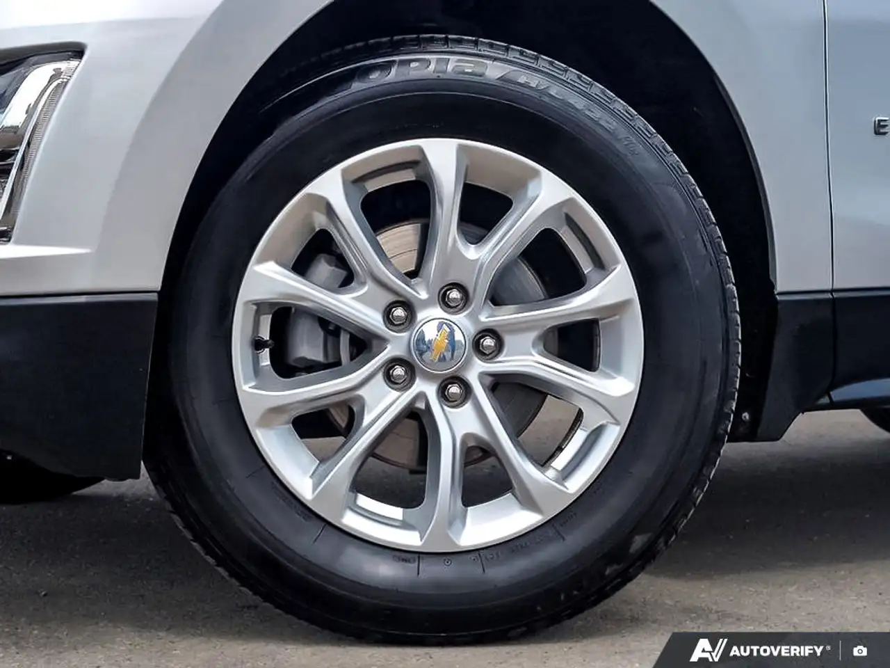 Chevrolet Equinox снимка Chevrolet Equinox