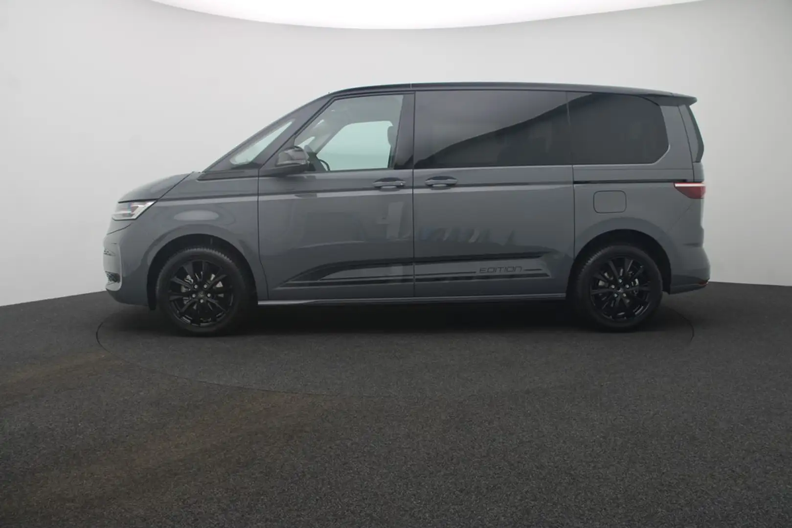 Volkswagen T7 Multivan 2.0 TDI DSG Life Edition Matrix Navi Schwarz - 2