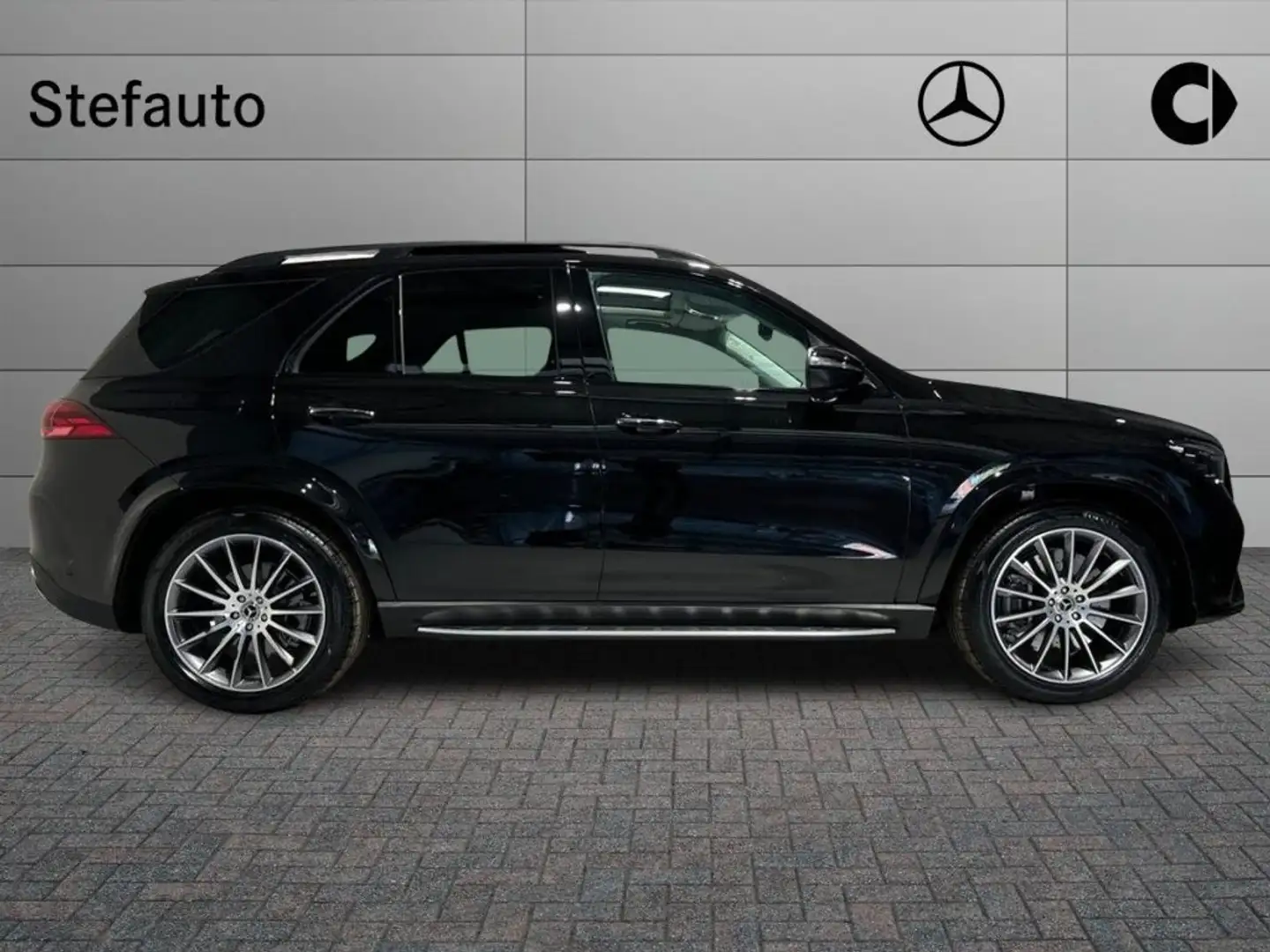 Mercedes-Benz GLE 350 de 4Matic Plug-in hybrid AMG Line Premium Nero - 2
