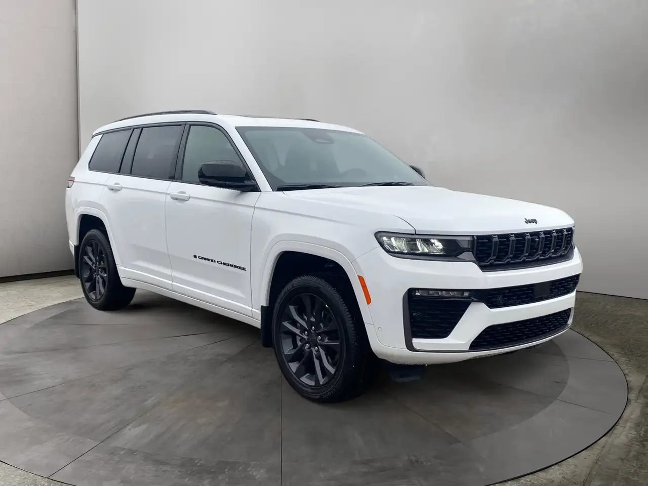 Jeep Grand Cherokee снимка Jeep Grand Cherokee