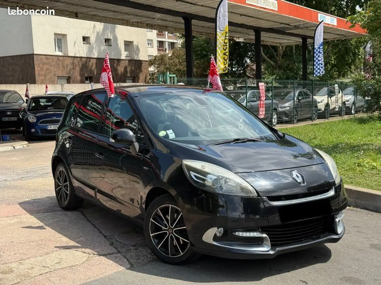 Renault Scenic III Phase 2 1.5 dCi 110CV Année 05-2012 BOSE à 399 Noir - 2