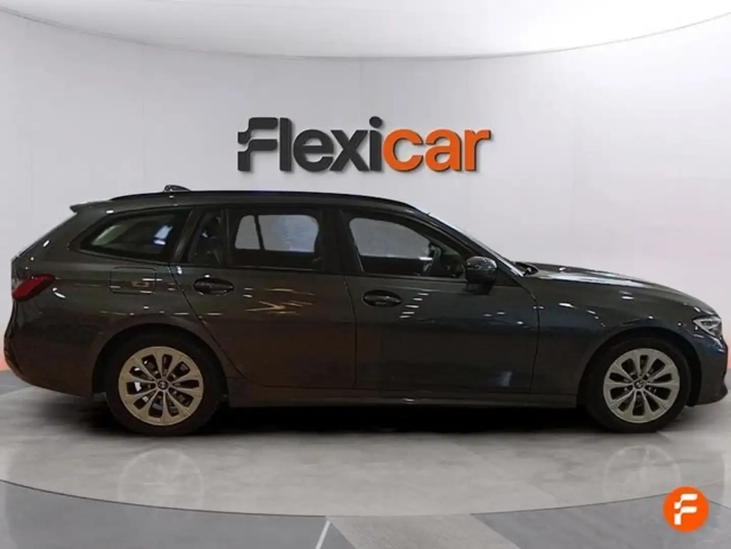 BMW 318 318d Auto.Touring Gris - 2