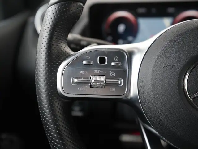 Mercedes-Benz B-Class view 8
