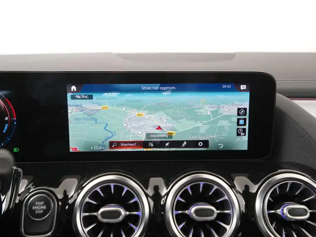 Mercedes-Benz B-Class view 13