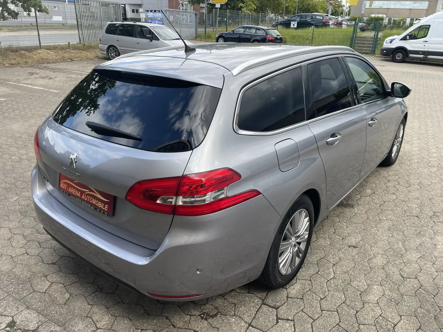 Peugeot 308 SW 1.5 Blue-HDI FAP Allure Pack 1.Hand Voll S-Heft Silber - 2