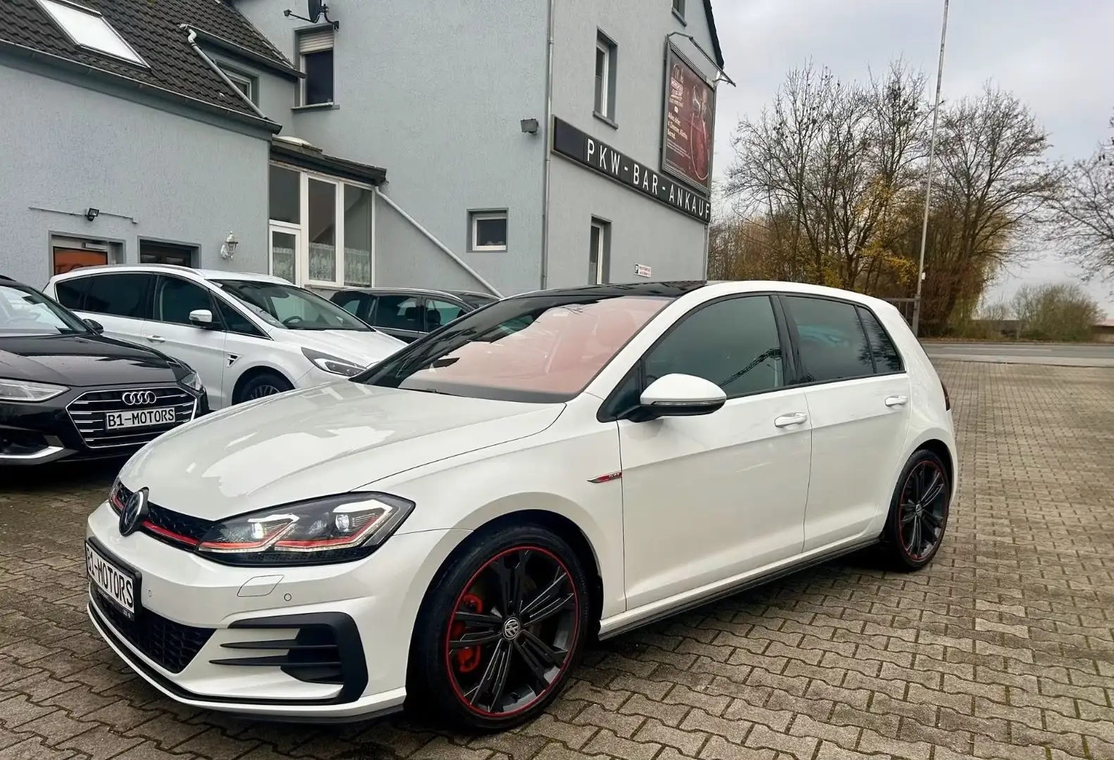Volkswagen Golf GTI 2.0 tsi Gti Performance 245cv dsg tetto 18" Blanc - 1