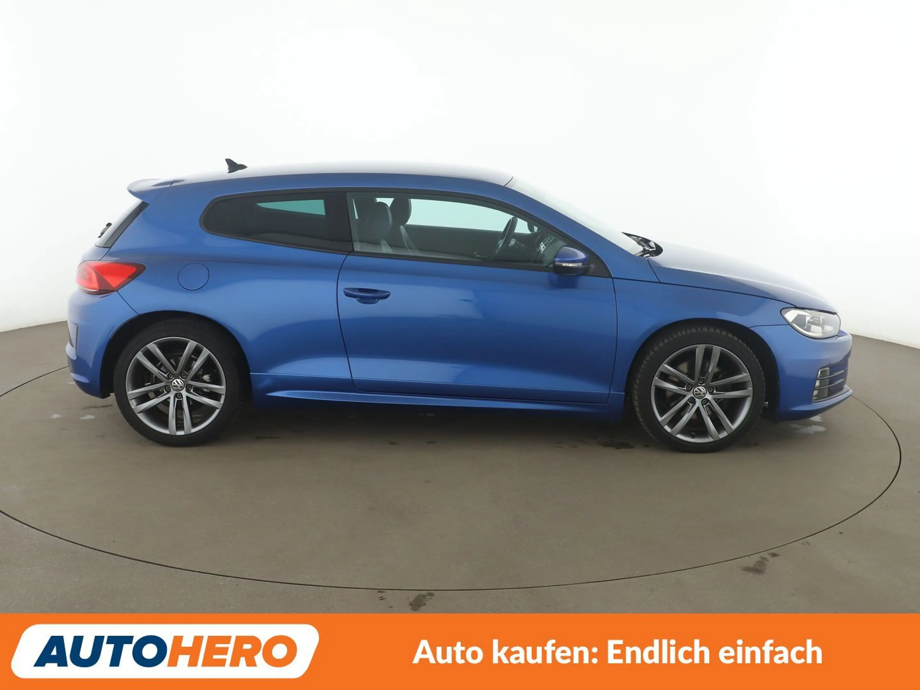 Volkswagen Scirocco 2.0 TSI BM Aut.*NAVI*PDC*SHZ*TEMPO*BI-XENON*R-LINE — photo 7