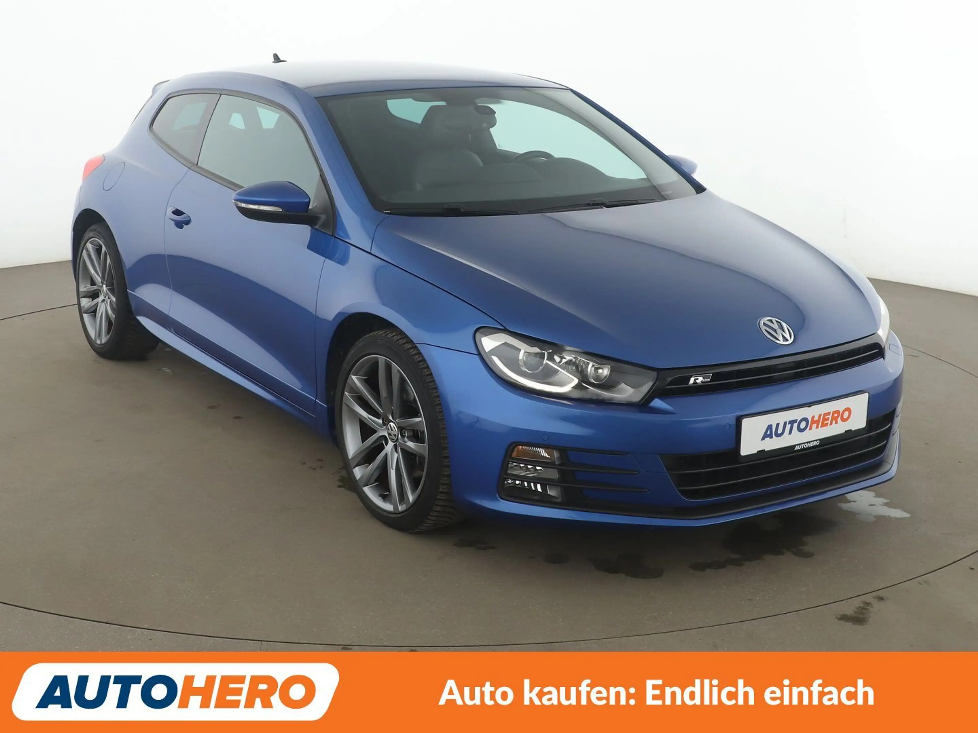 Volkswagen Scirocco 2.0 TSI BM Aut.*NAVI*PDC*SHZ*TEMPO*BI-XENON*R-LINE — photo 8