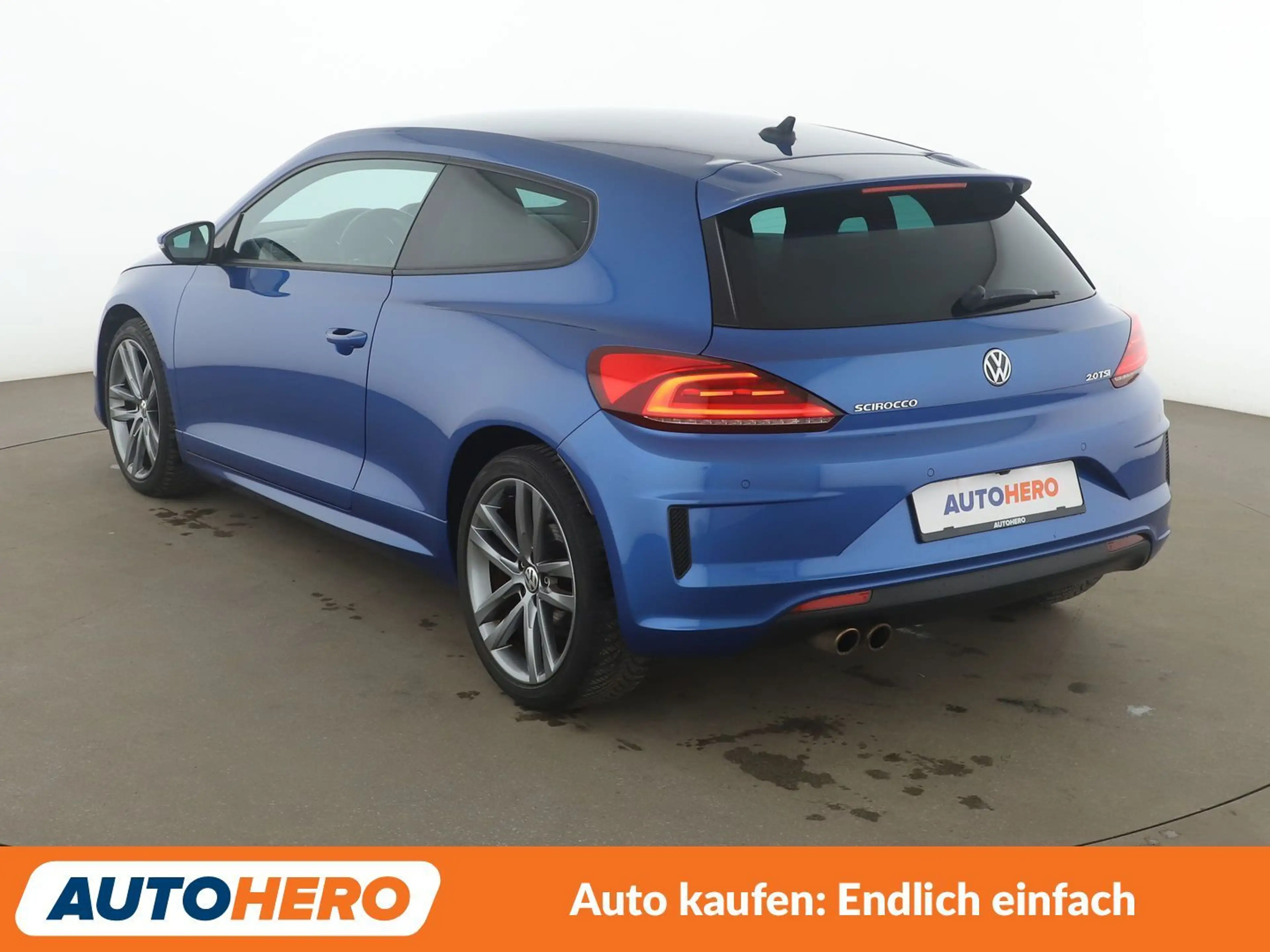 Volkswagen Scirocco 2.0 TSI BM Aut.*NAVI*PDC*SHZ*TEMPO*BI-XENON*R-LINE — photo 4