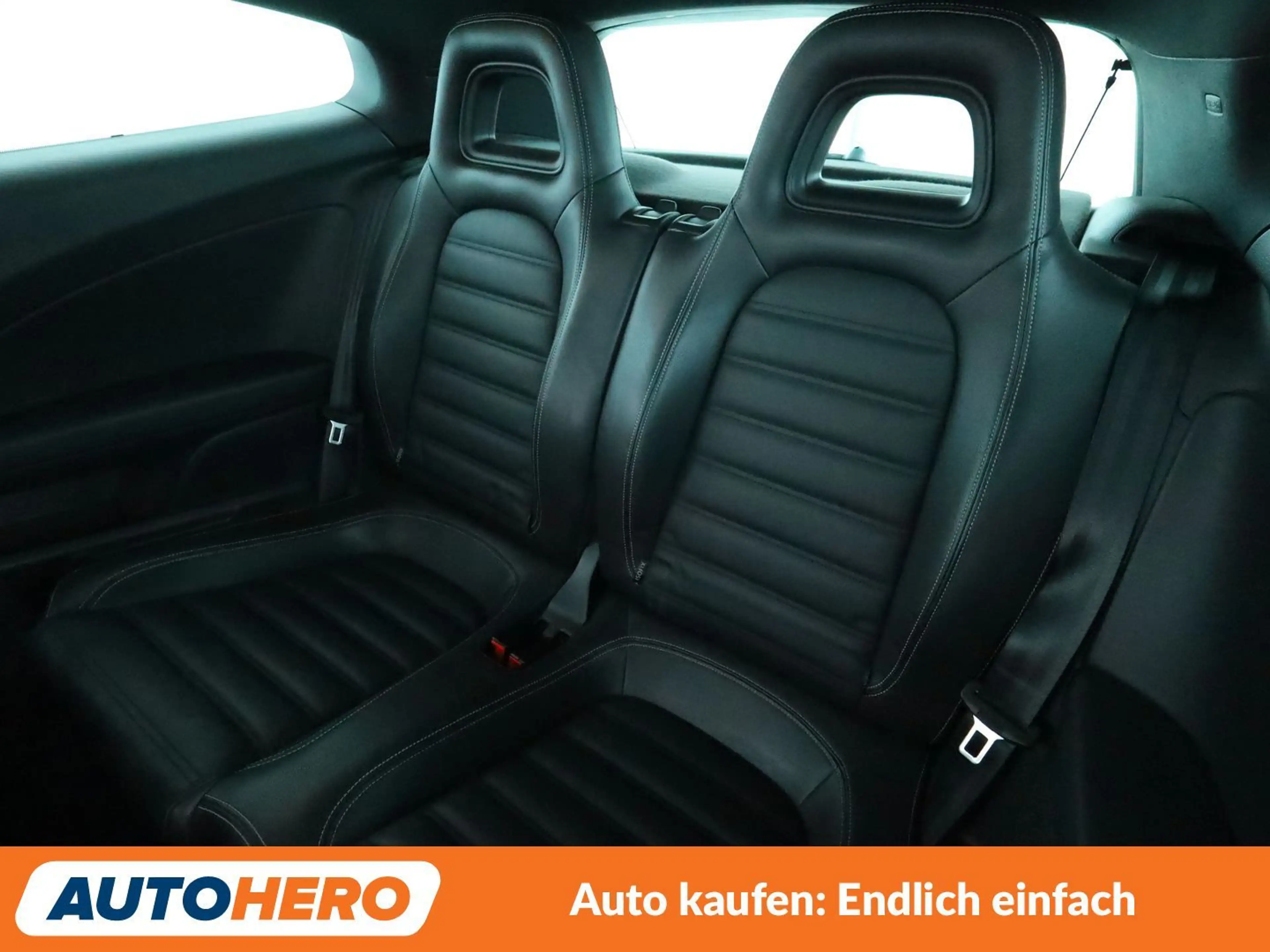 Volkswagen Scirocco 2.0 TSI BM Aut.*NAVI*PDC*SHZ*TEMPO*BI-XENON*R-LINE — photo 14