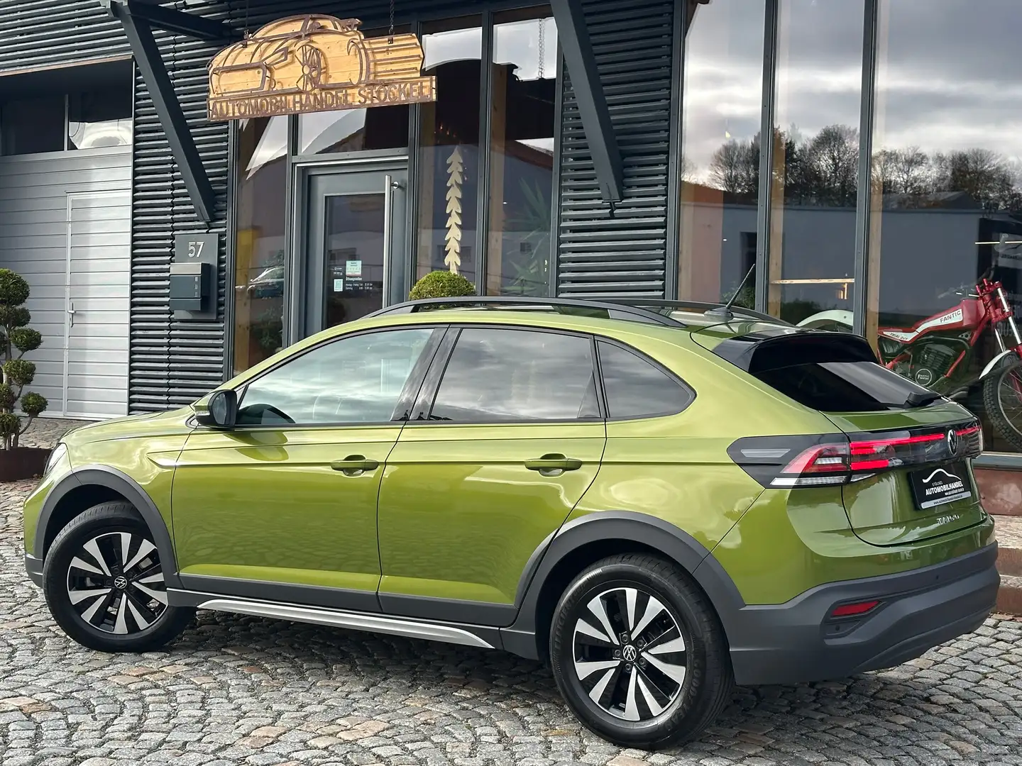 Volkswagen Taigo 1.0 TSI OPF Life +LED+LANE+LINK+DAB+GARANTIE+ Grün - 2