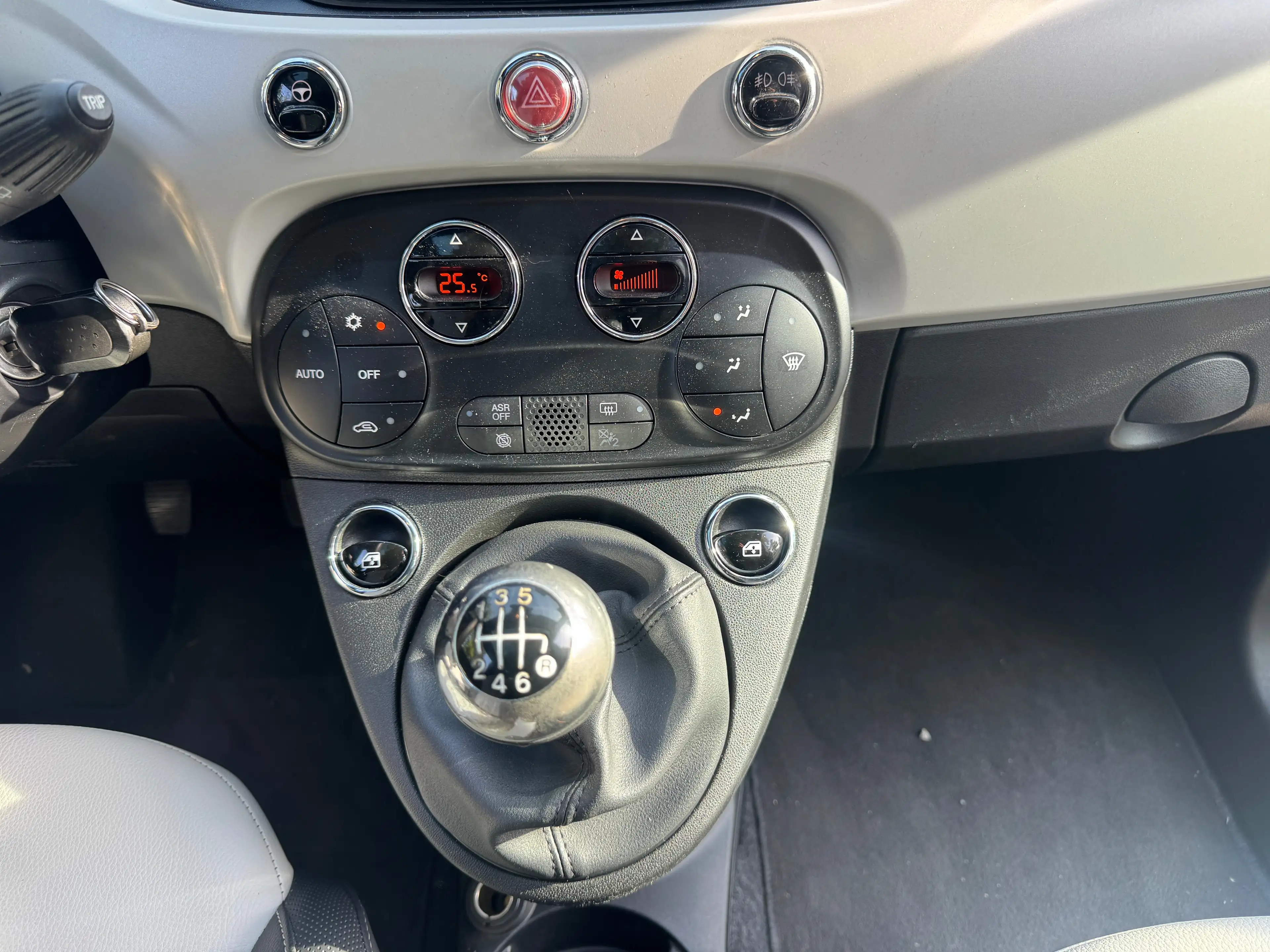 Fiat 500 500 1.0i MHEV Launch Edition Launch Edition — photo 14