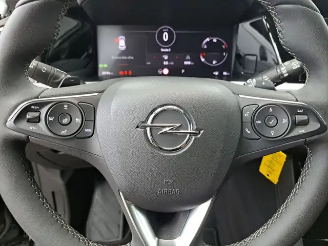 Opel Grandland view 14