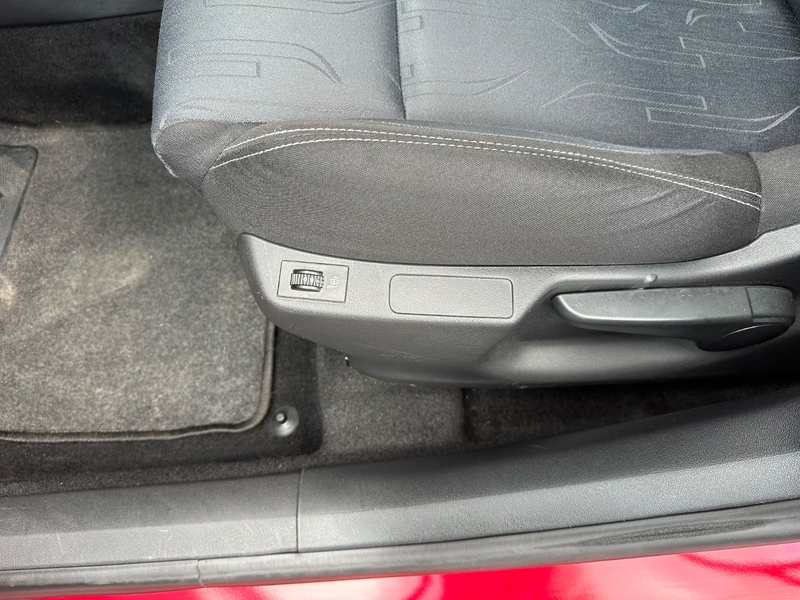 Citroen C4 Lim. Tendance 1.6 — photo 14