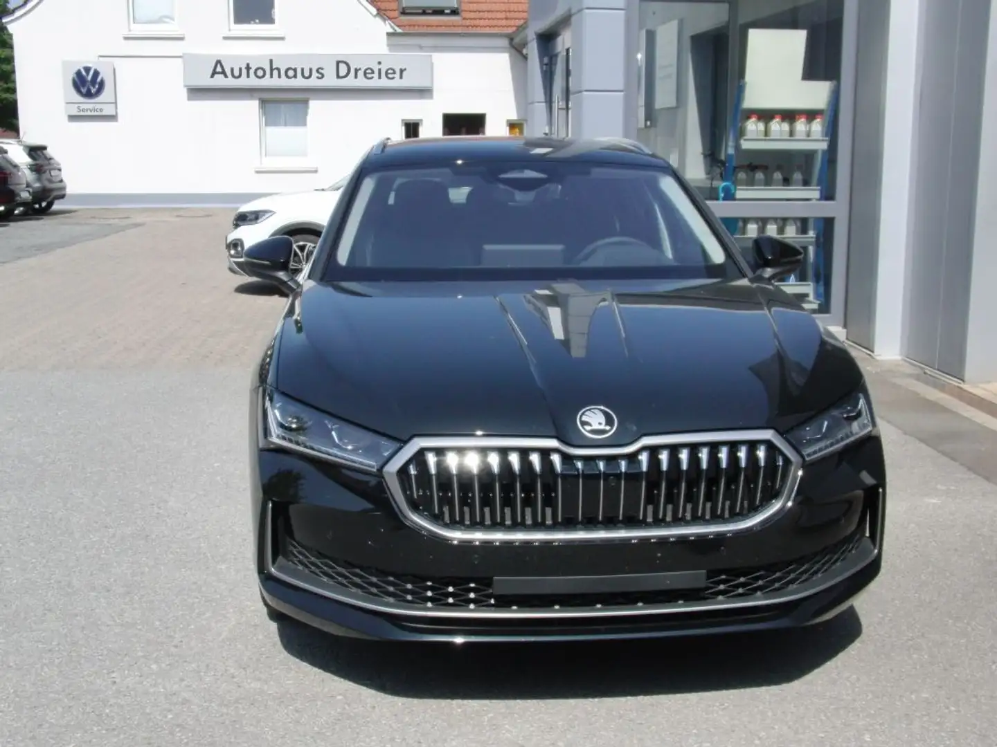 Skoda Superb Combi 2.0 TDI DSG Selection - 2