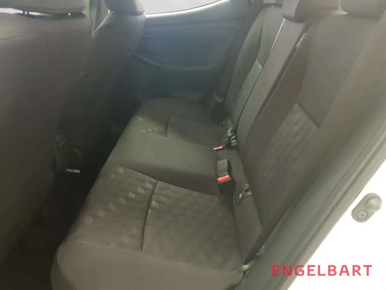 Toyota Yaris 1.5 Hybrid Comfort Tempomat Rückfahrkamera 12