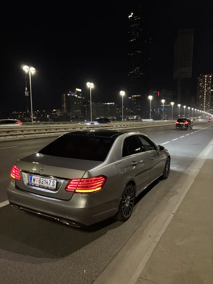Mercedes-Benz E 300 BlueTEC Hybrid Aut. - 1