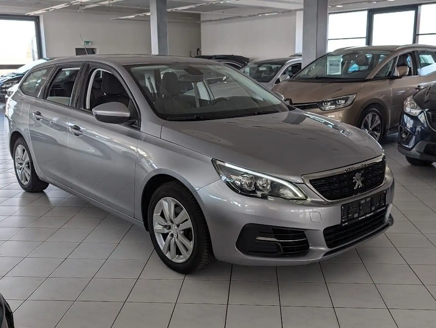 Peugeot 308 SW Active Navi. PDC. Schaltwippen. Touch Gris - 1