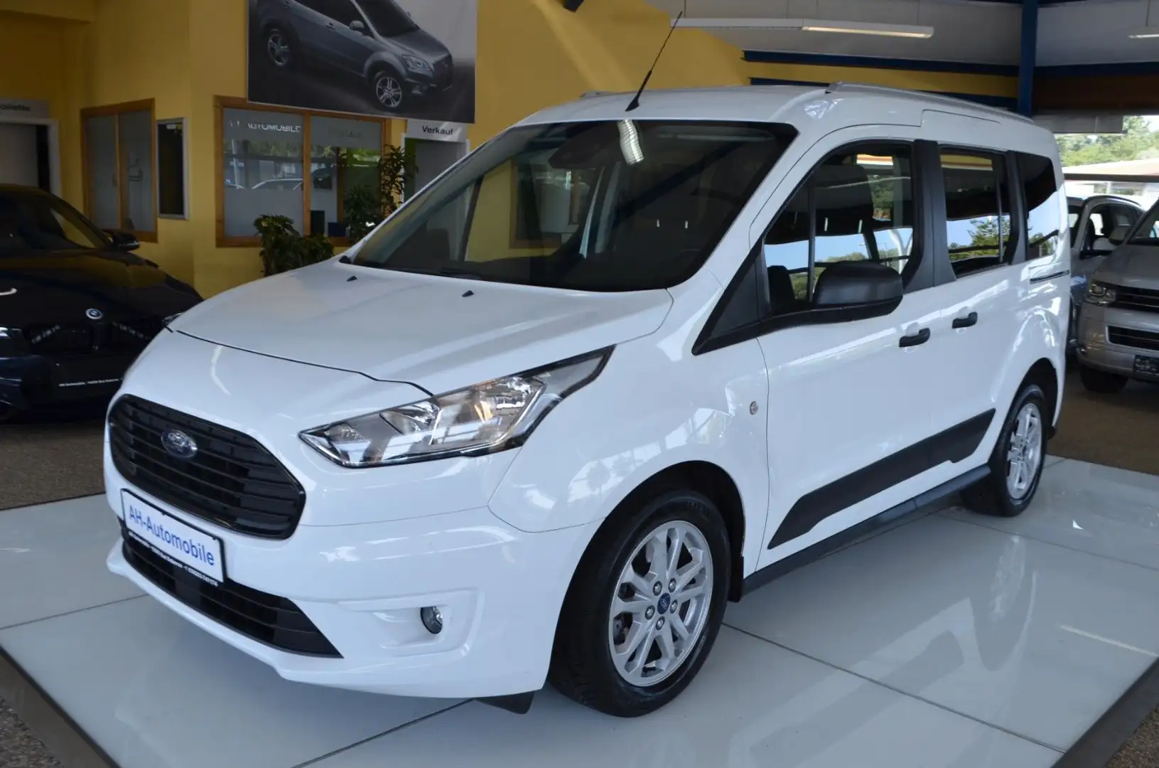 Ford Tourneo Connect Trend KLIMA / TEMPOMAT / PDC Weiß - 1