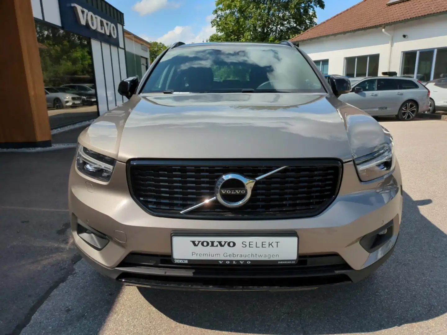 Volvo XC40 R Design Recharge Plug-In Hybrid T5 Twin Engine EU Grau - 2