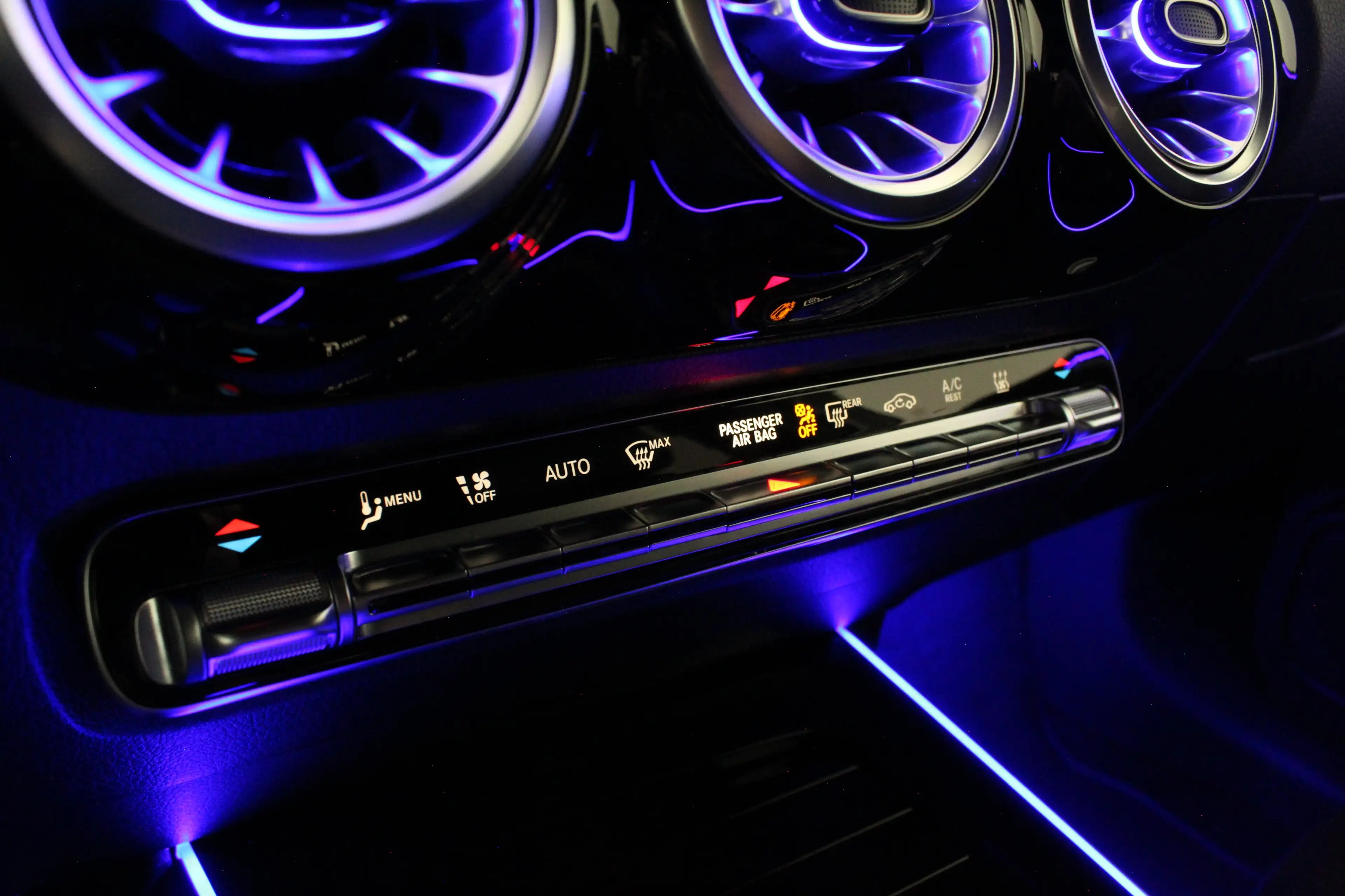 Mercedes-Benz B 250 e AMG Line  Adapt.cruise/Night-pakket/Plug-in hyb — photo 15