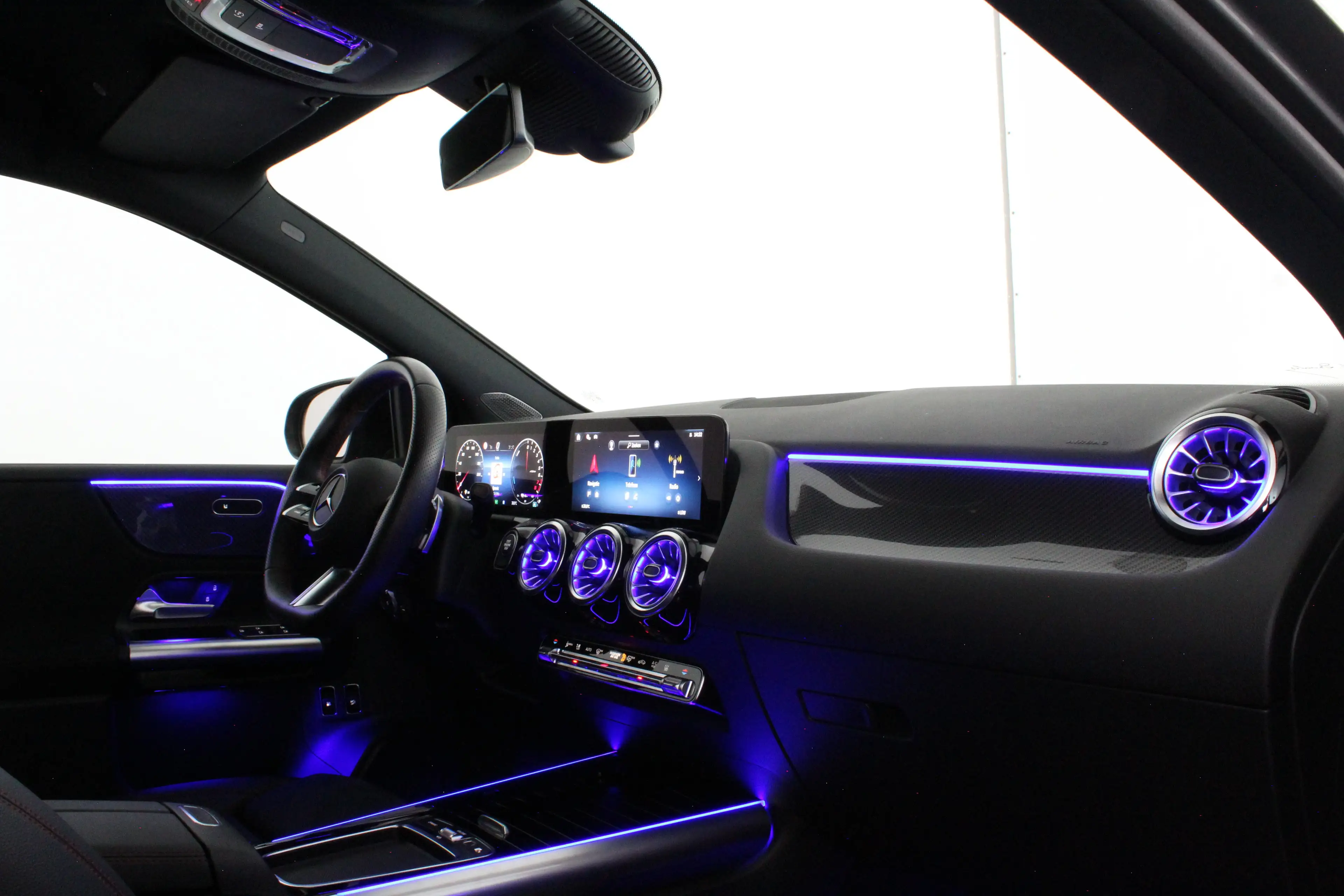 Mercedes-Benz B 250 e AMG Line  Adapt.cruise/Night-pakket/Plug-in hyb — photo 6