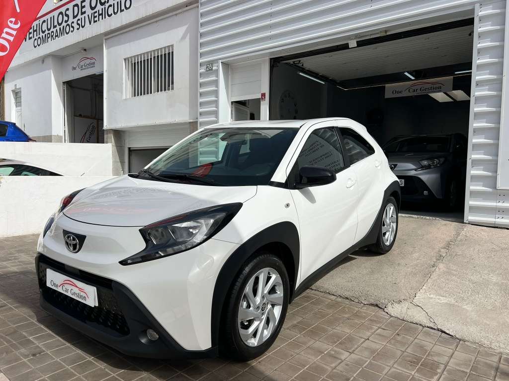 Toyota Aygo Play - foto 1