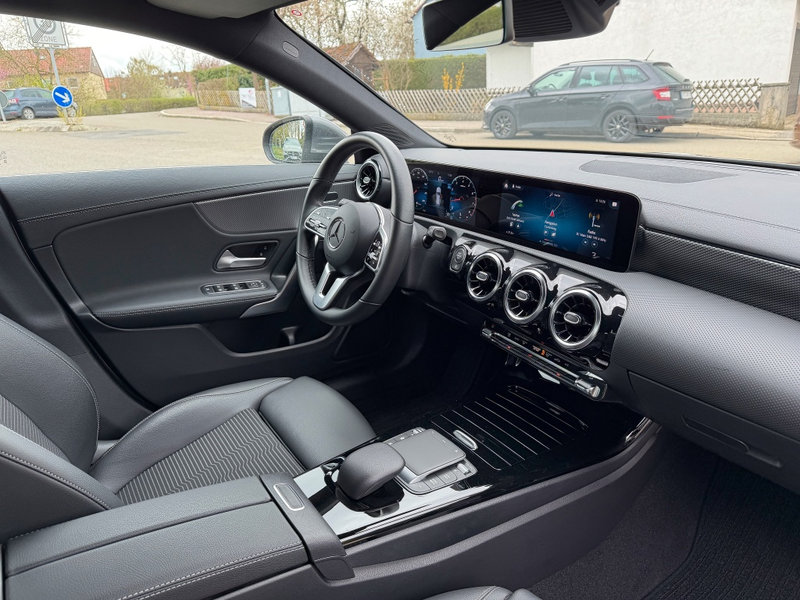 Mercedes-Benz CLA 180 Shooting Brake Progressive DCT LED LM18z — photo 6