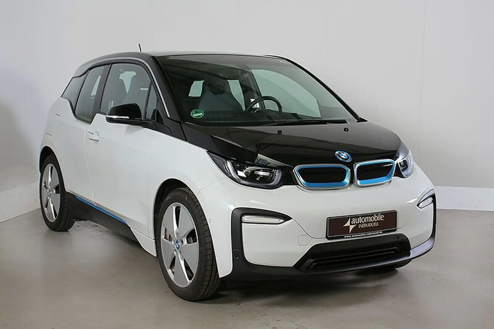 BMW i3 120Ah Navi LED  ACC Parkassistent Schnelllade Blanc - 2