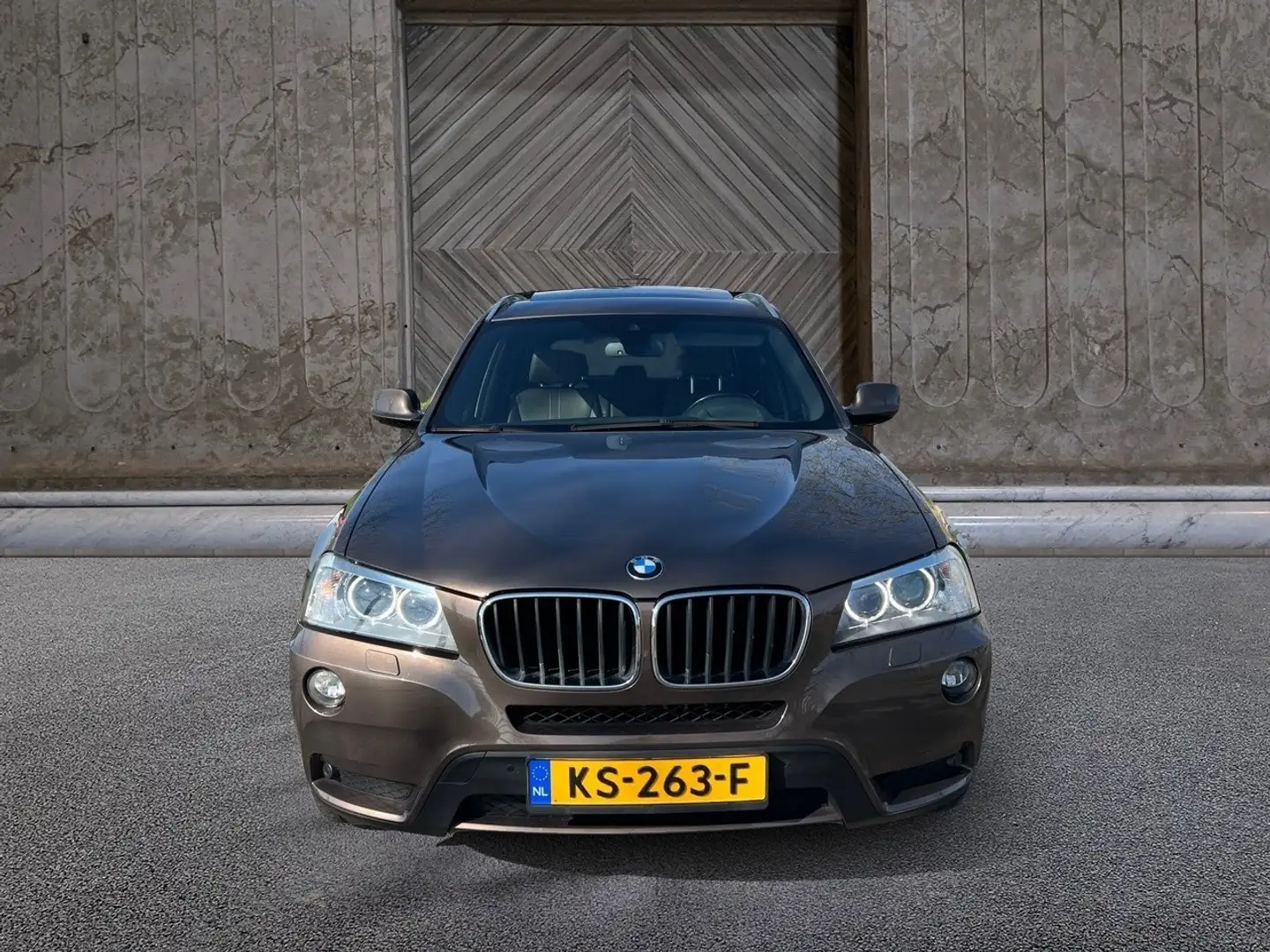 BMW X3 xDrive20d High Executive Barna - 2
