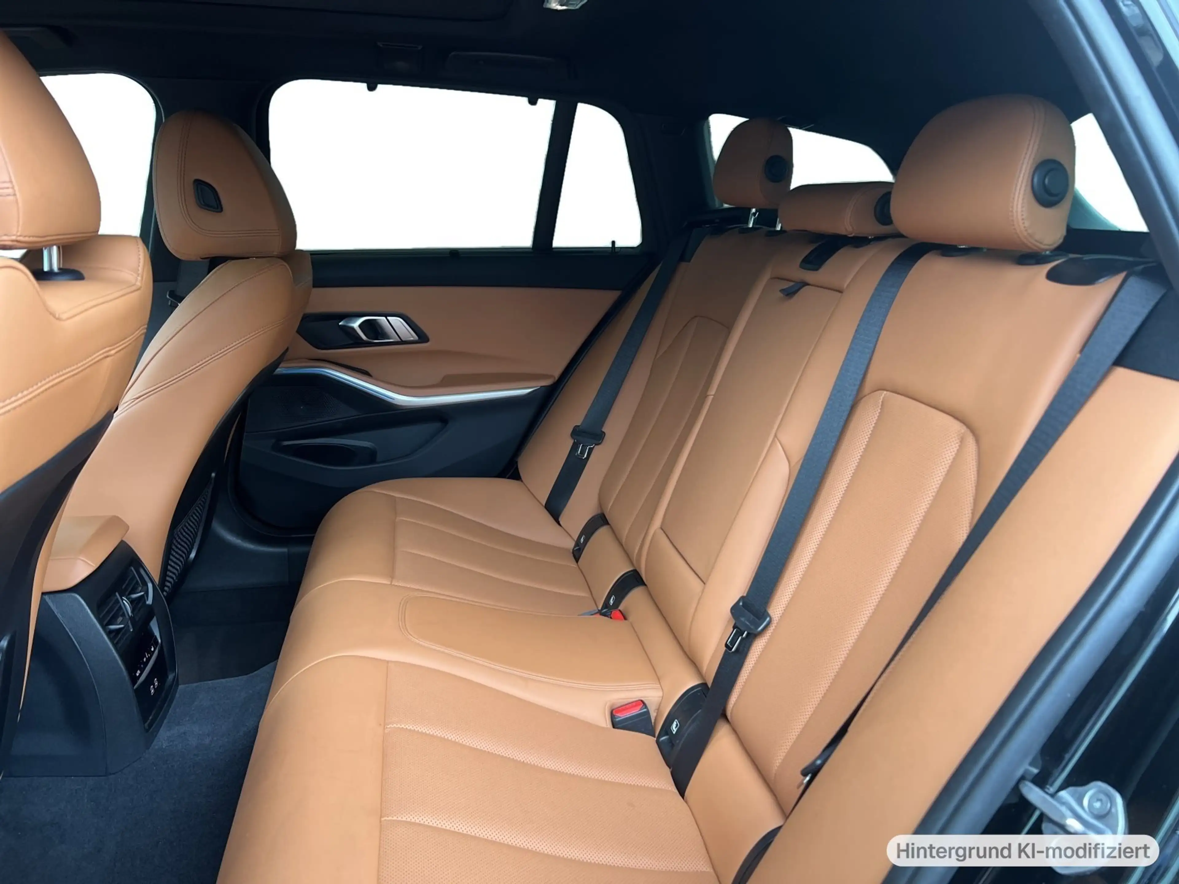 BMW 330 d xDrive Touring HUD Pano Memory Komfortzg — photo 11