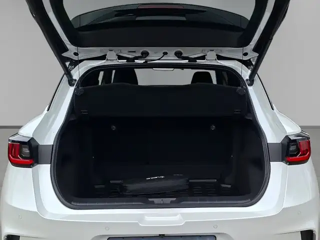 Lexus LBX view 9